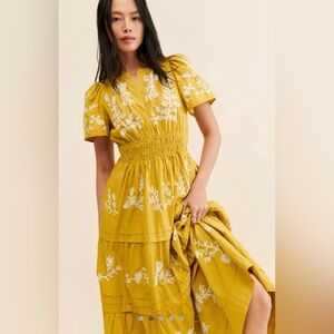Anthropologie The Somerset Embroidered printed yellow gold Maxi Dress small